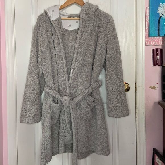 Fluffy Bear Robe - Picture 6 of 6